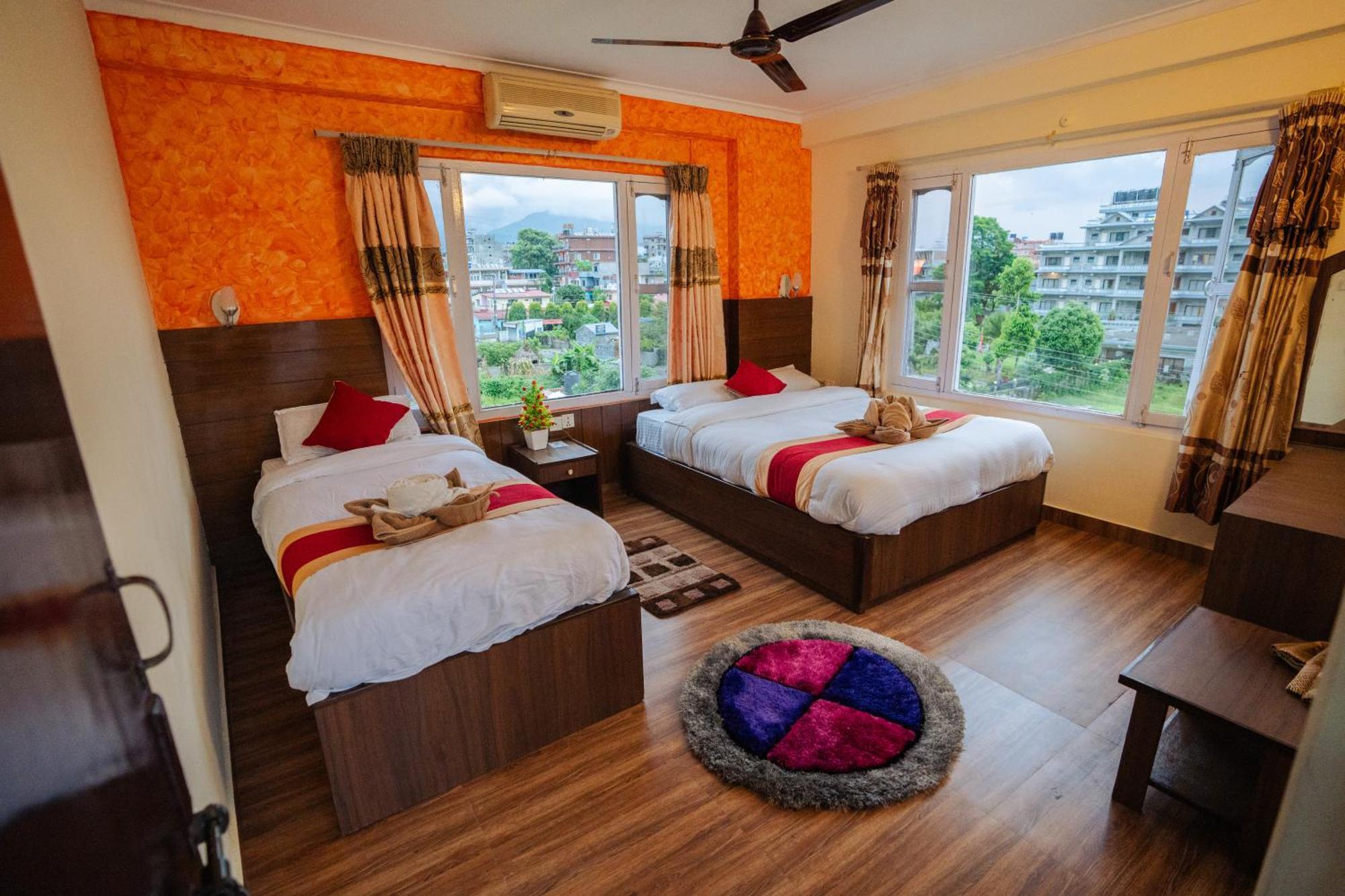 Hotel Himalayan Inn Pokhara Exterior foto