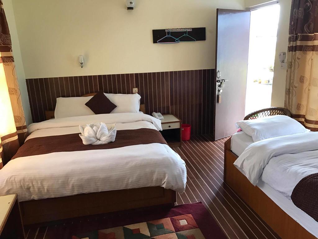 Hotel Himalayan Inn Pokhara Exterior foto