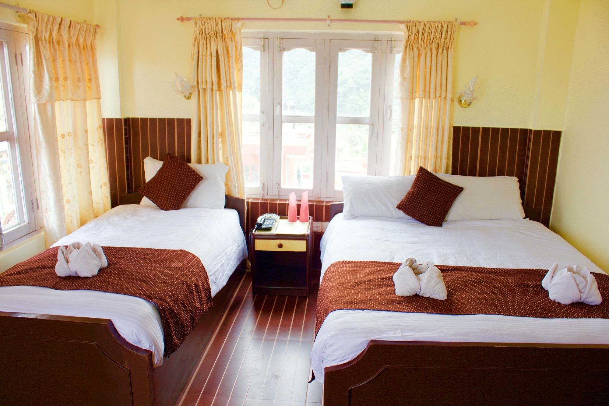 Hotel Himalayan Inn Pokhara Exterior foto